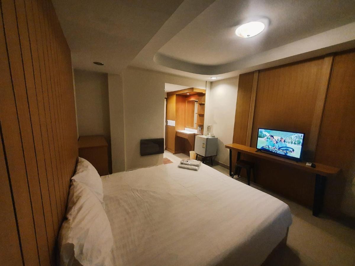 Pn Inn Hotel Pattaya Бангкок Экстерьер фото
