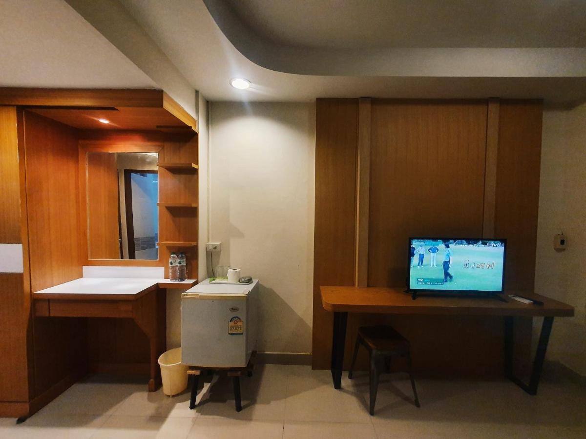 Pn Inn Hotel Pattaya Бангкок Экстерьер фото